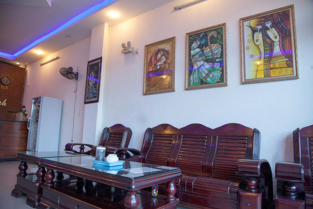 Posezení v ubytování Hoang Thuy Sinh Hotel