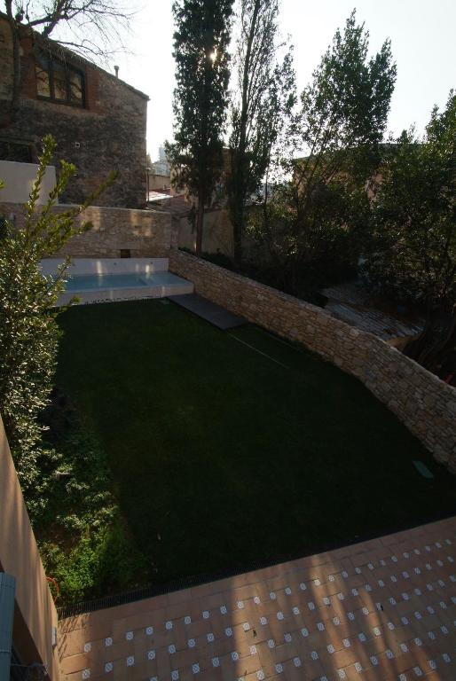 Zahrada ubytování Beautifully furnished luxury apartment in Barri Vell, Girona