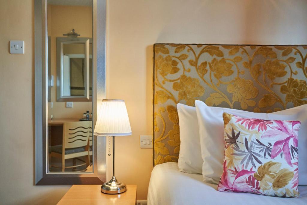 Antoinette Hotel Wimbledon