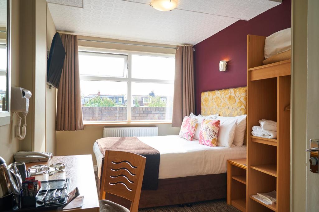 Antoinette Hotel Wimbledon - Resim 23