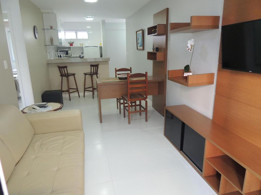  Charmoso e confortável 1 quarto/prédio frente Mar