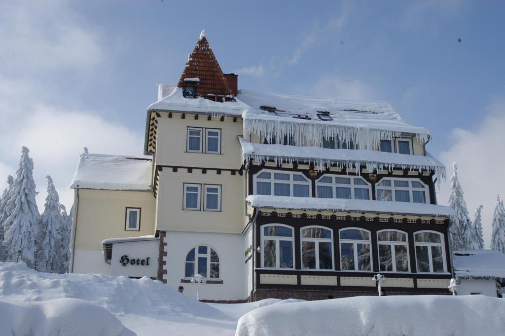 Hotel und Berggasthof Spießberghaus v zimě