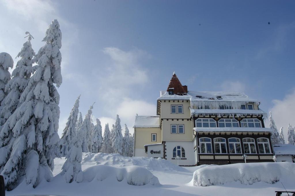 Hotel und Berggasthof Spießberghaus v zimě