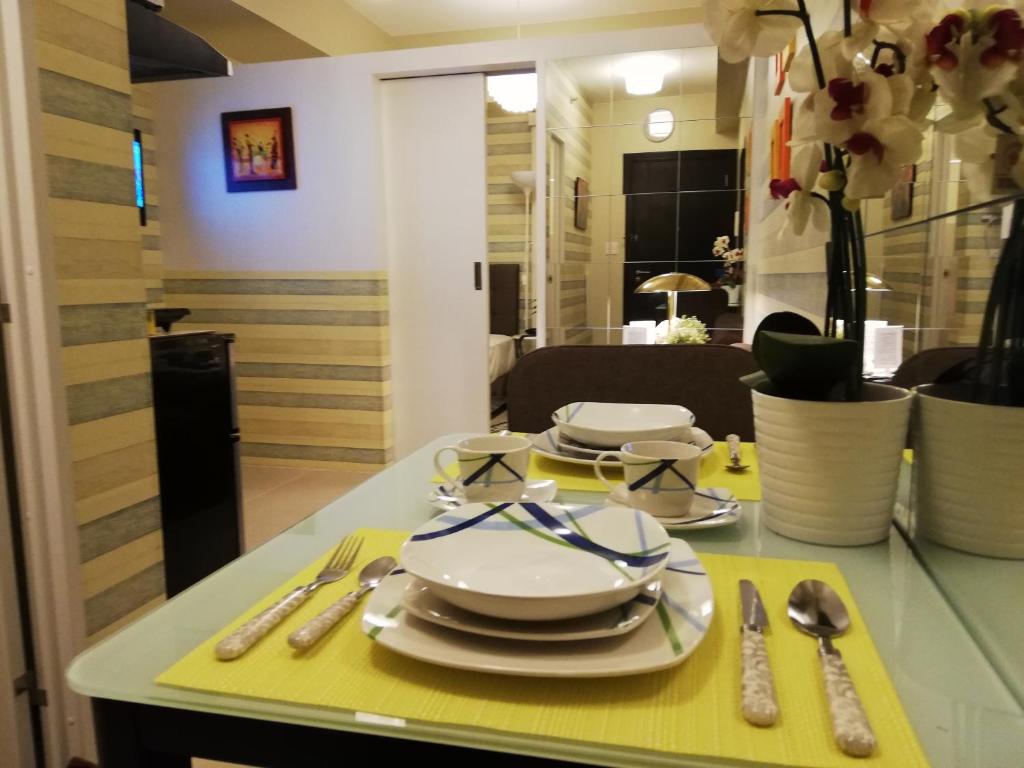 1-Bedroom Nordic Staycation Astrea Tower Avida, QC - Apartment