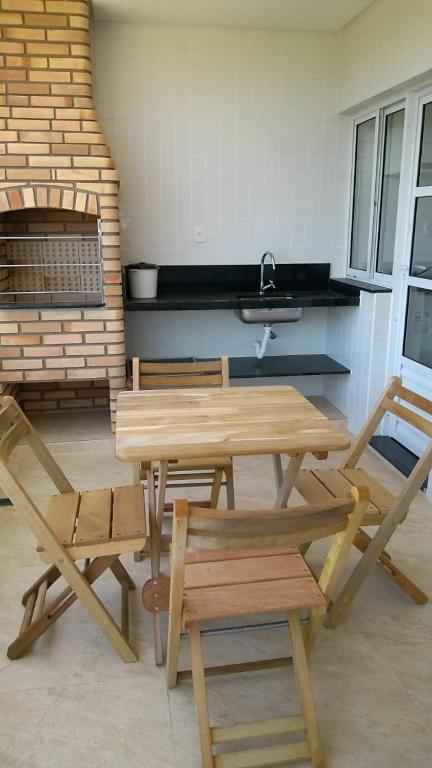  Apartamentos na Praia Toninhas