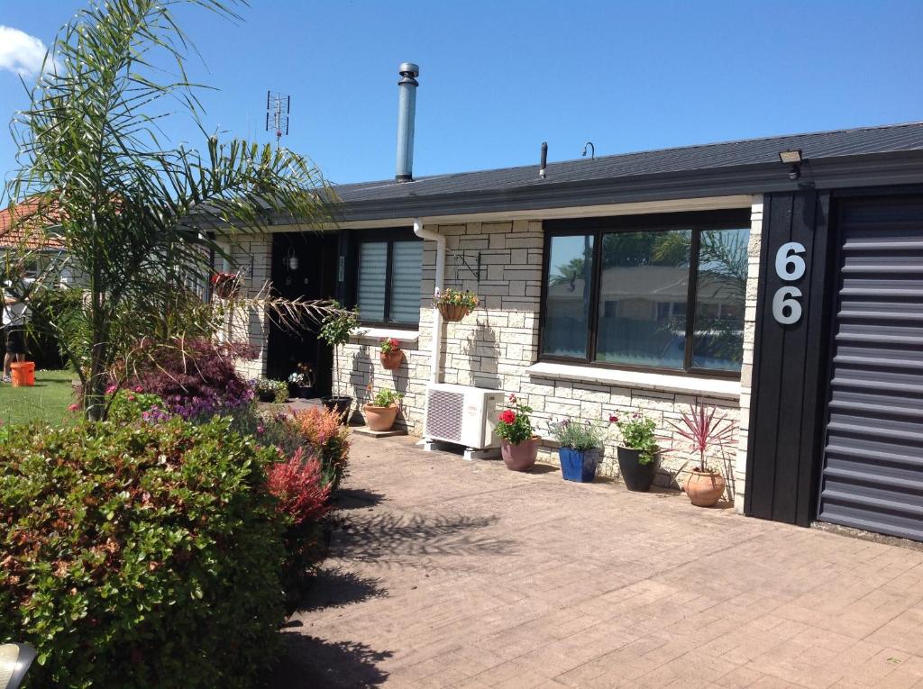 66 Chaucer B&B with Complimentary Breakfast - Resim 14