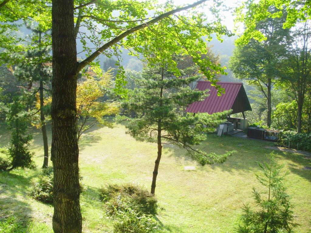 Zahrada ubytování 森林公園スイス村 風のがっこう京都