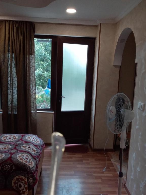 Postel nebo postele na pokoji v ubytování Guest House Medea