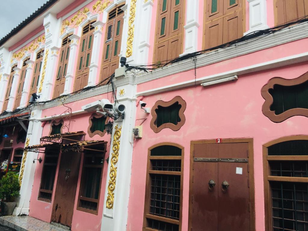 Gallery image of Phuket Sunny Hostel in Phuket Town