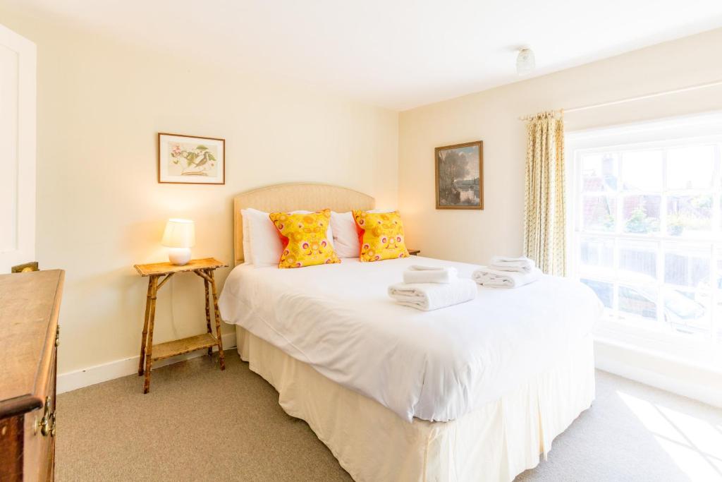 5 Coastguard Cottages 8