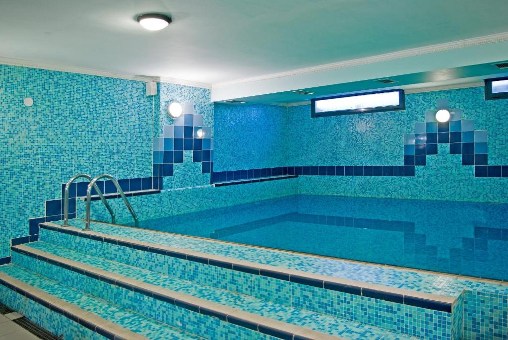 The swimming pool at or close to Mediterranean Resort