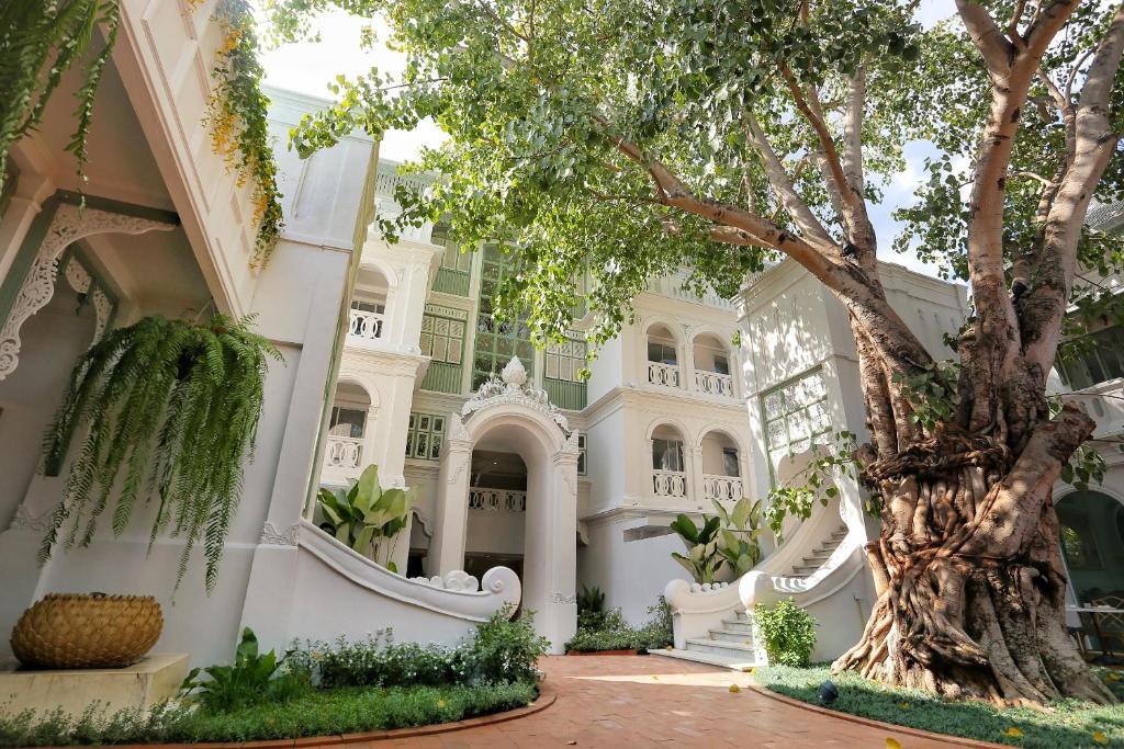 Vườn quanh The Inside House