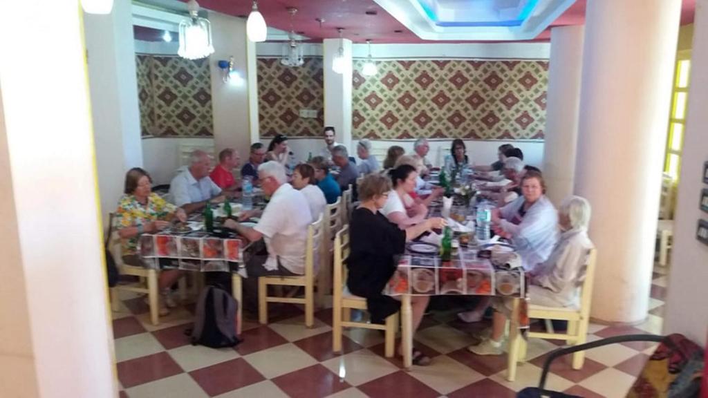 Hosté ubytování Pharaohs Hotel