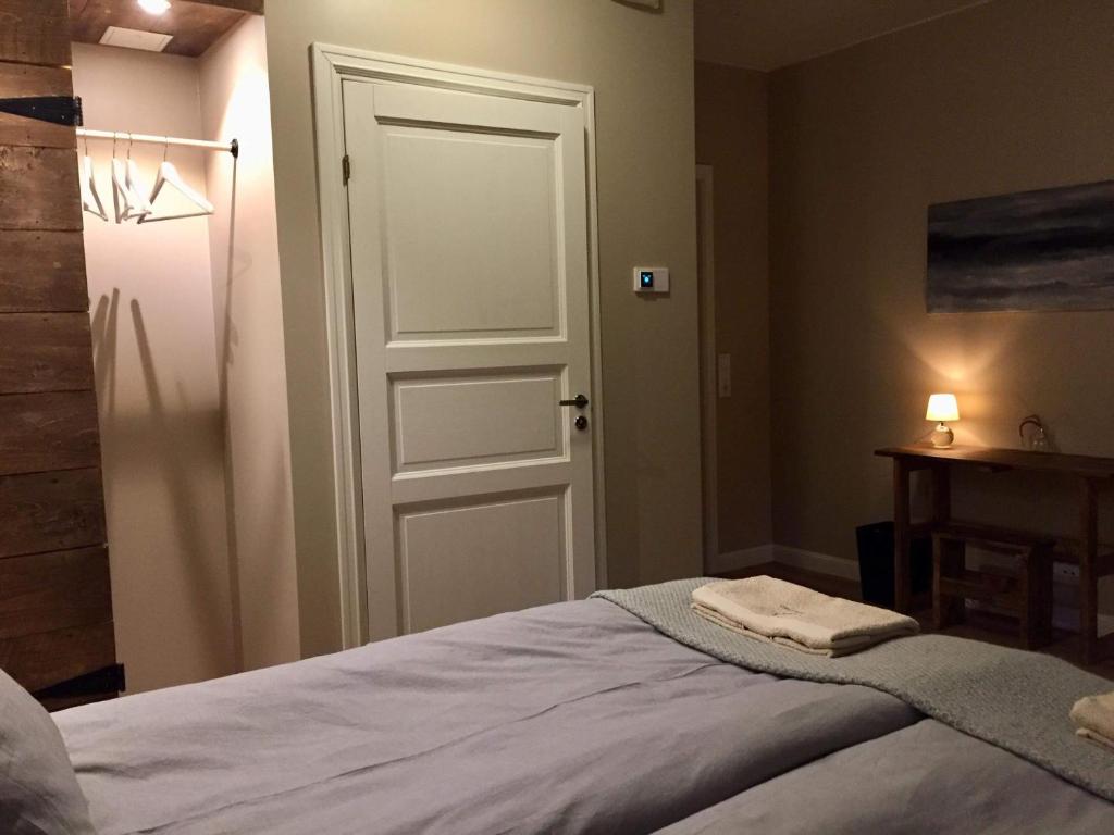 Granlunda Gård - Double Room With Private Bathroom