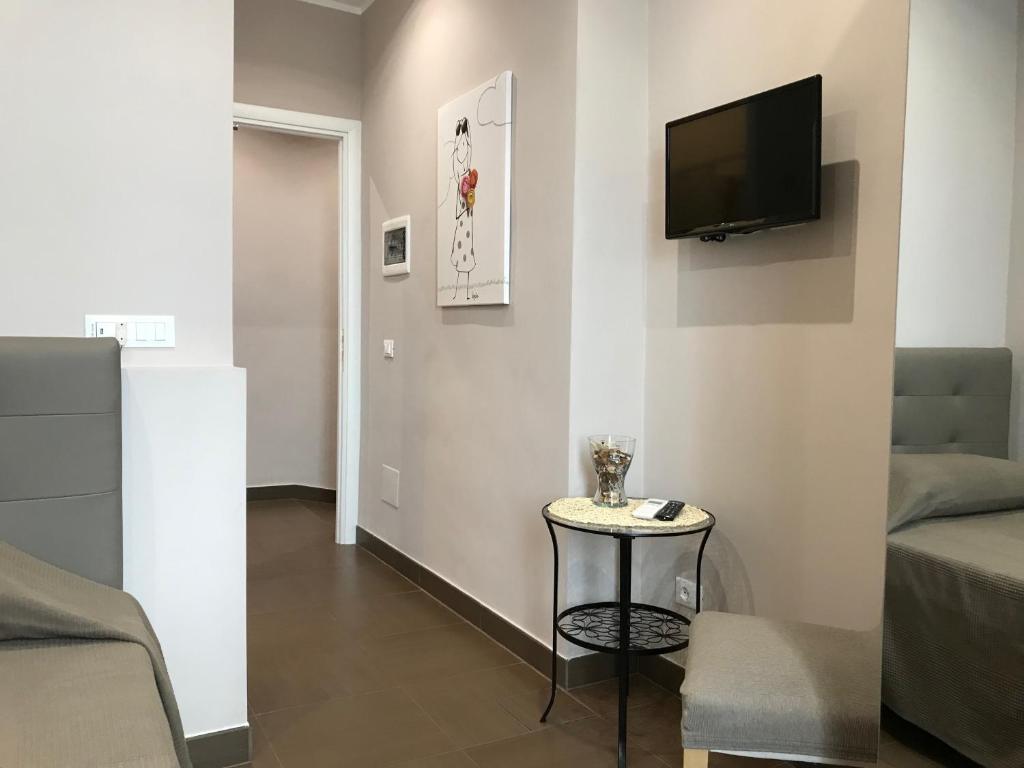 La Terrazza di Evelina Guest House - 1