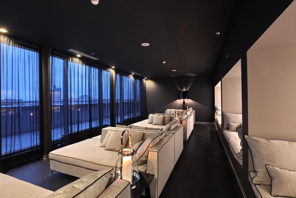 Posezení v ubytování Falkensteiner Hotel Belgrade Superior