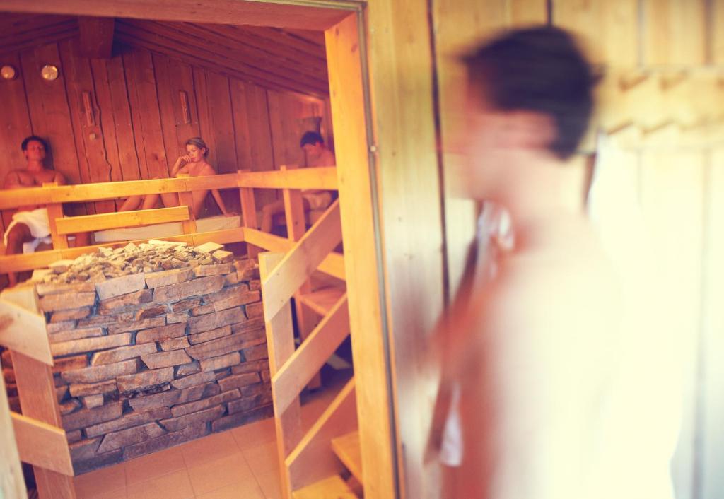 Palanda nebo palandy na pokoji v ubytování Villa Welcome