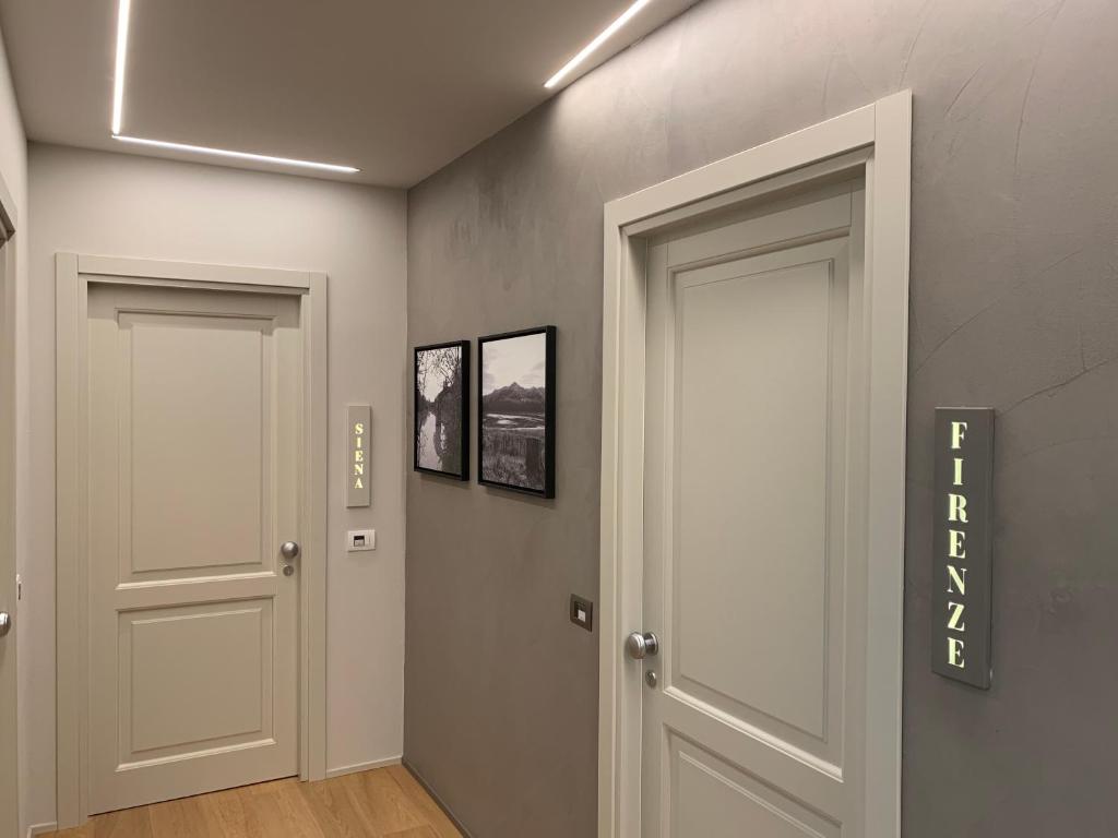 モンテヴァルキにあるPalazzo Vasarri - Luxury design suitesのギャラリーの写真
