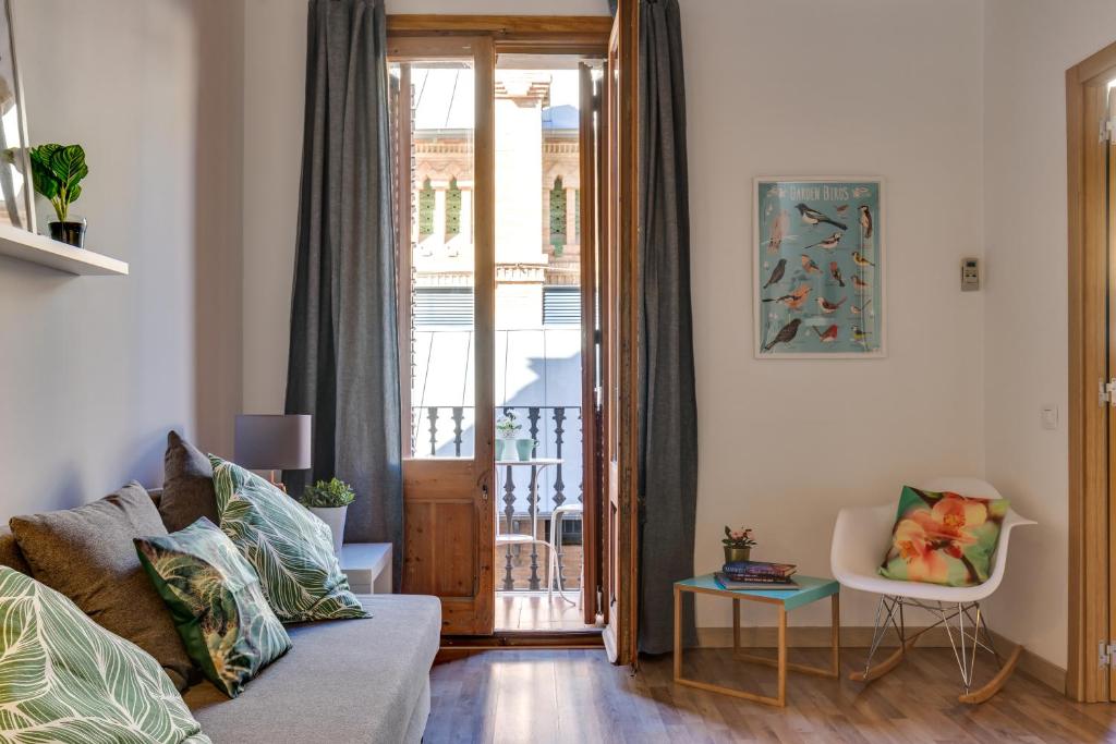 Posedenie v ubytovaní Charming & Convenient Apartment Near Plaza Espanya