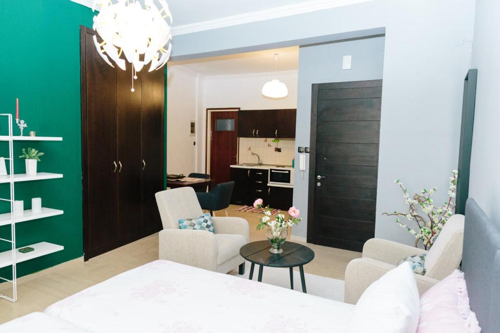 Cosy Downtown Apartment