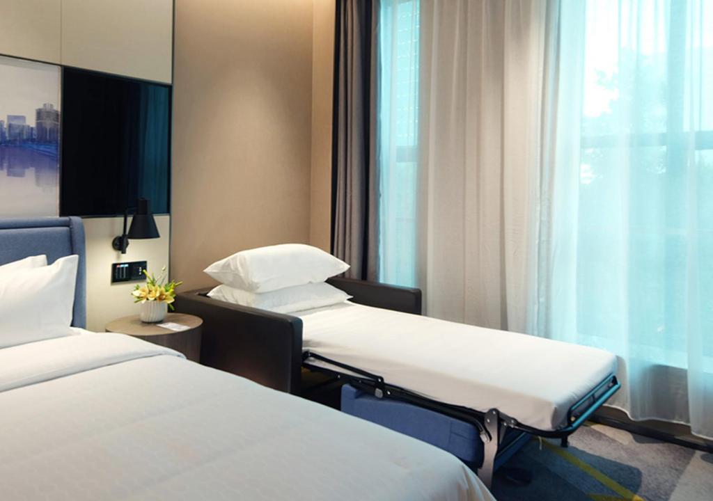 Lázně a/nebo wellness v ubytování Hampton by Hilton Guangzhou Tianhe Sports Center-Free Shuttle Bus to Exhibition During Canton Fair Period