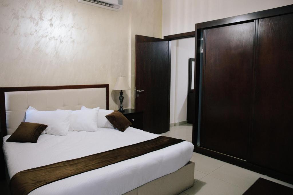 Madina Suites - Standard Two-Bedroom Apartment