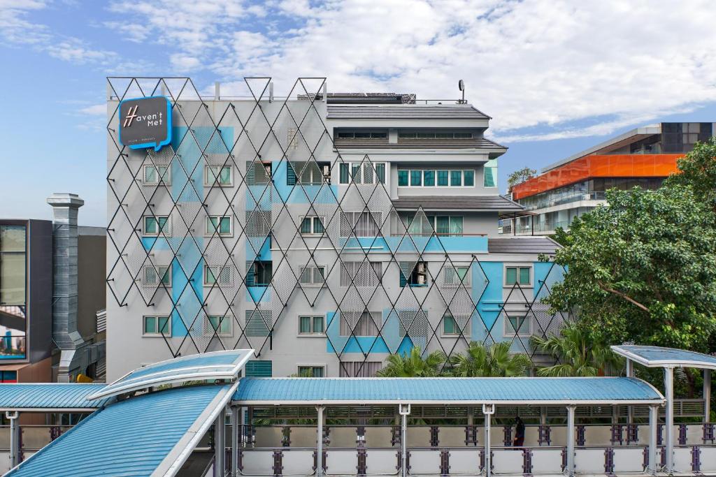 Gallery image of SORA HOTEL SILOM "Formerly Haven't Met Hotel Bangkok Silom" in Bangkok