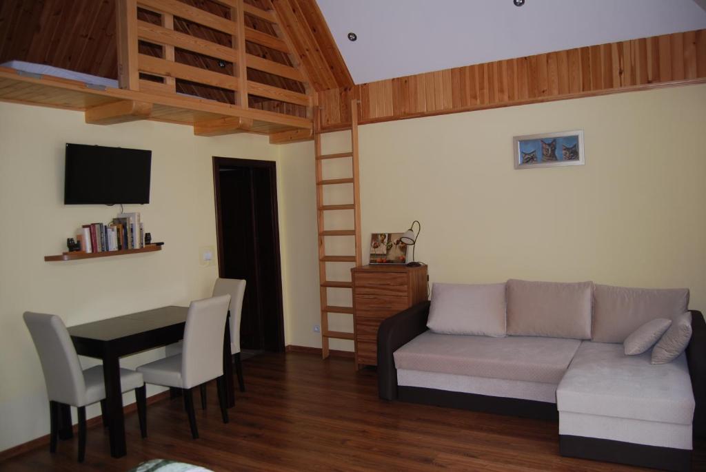 Posezení v ubytování Villa Jura Pokoje Gościnne