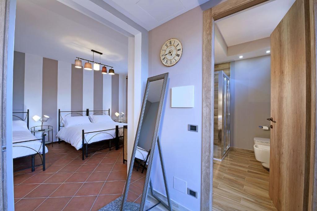 Panoramic Villa Garassino - country rooms and fine restaurant