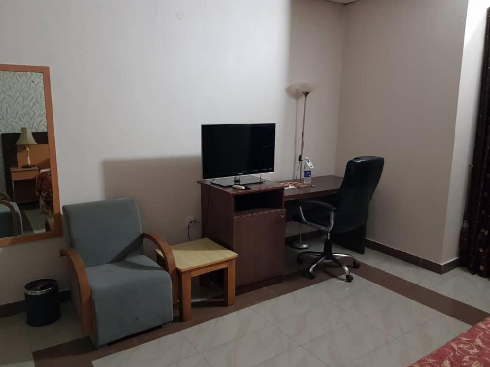 TV a/nebo společenská místnost v ubytování Citilodge Hotel
