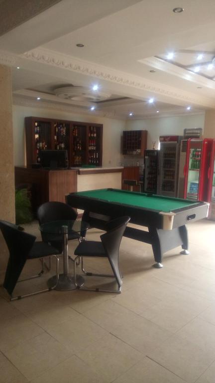 Biliár nebo kulečník v ubytování Citilodge Hotel