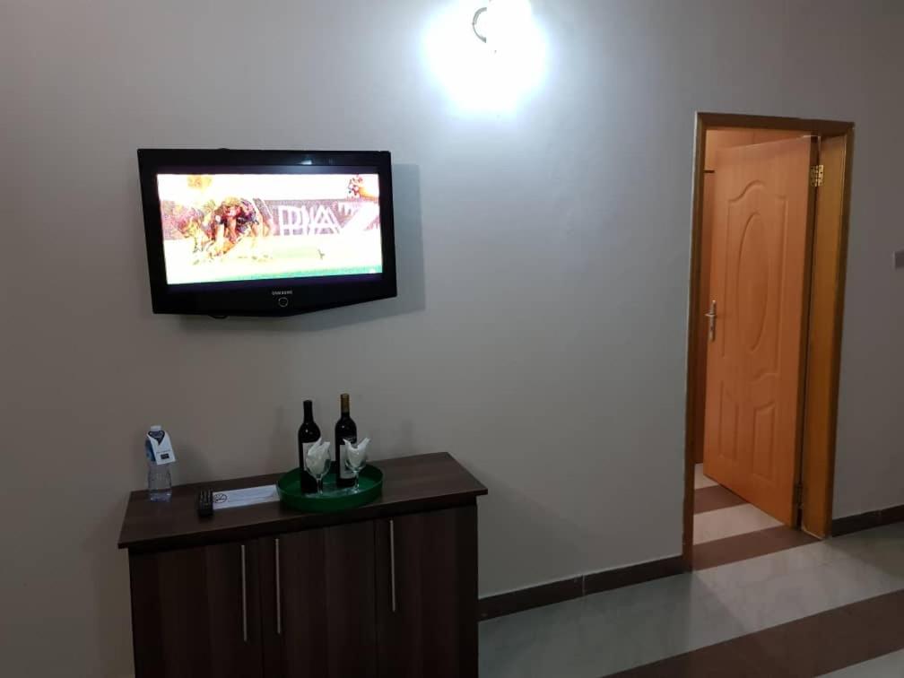 TV a/nebo společenská místnost v ubytování Citilodge Hotel