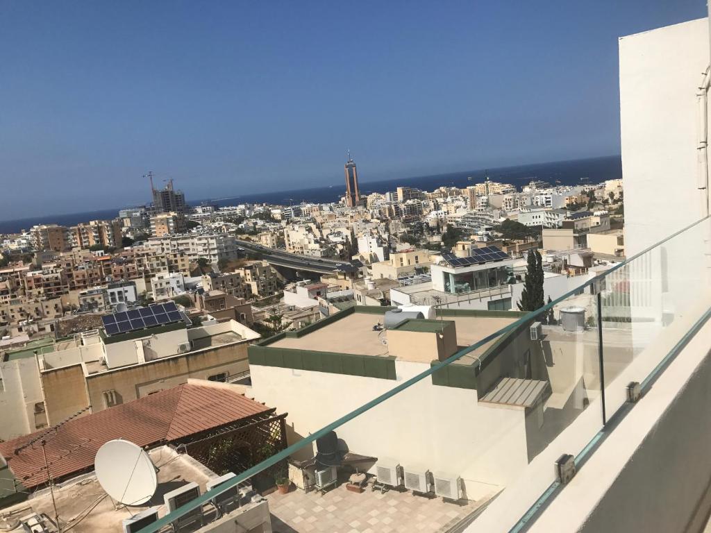 Escape to St Julians - 3