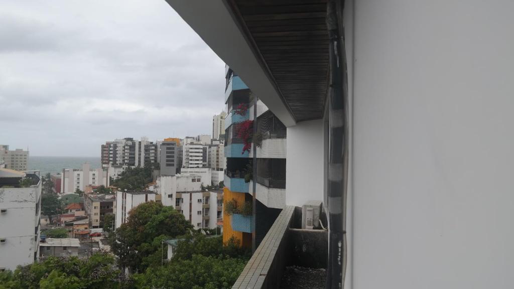  EXCELENTE APARTAMENTO 4 QUARTOS no RIO VERMELHO