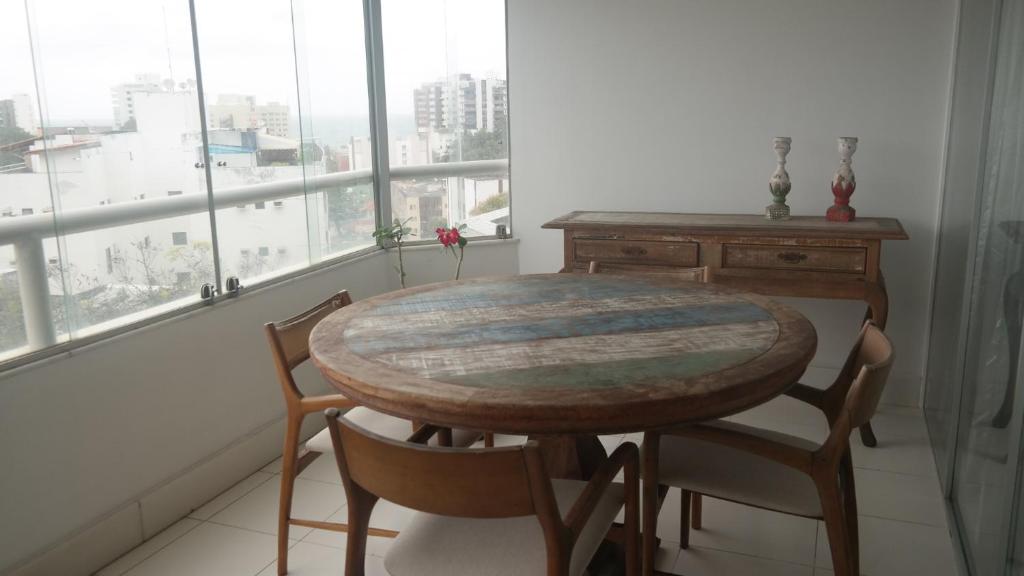  EXCELENTE APARTAMENTO 4 QUARTOS no RIO VERMELHO