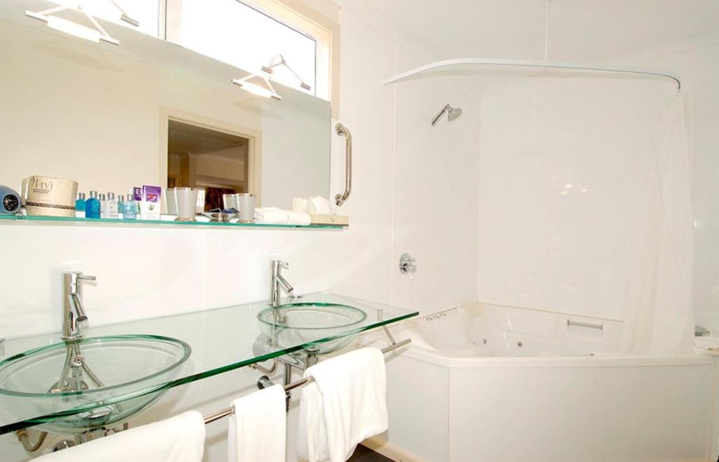 Marineland Beachfront Accommodation - Resim 18