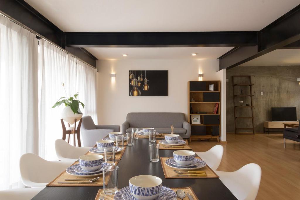 EL DOCE, PENTHOUSE