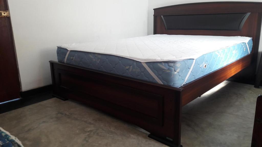 Moon Light Rest - 17