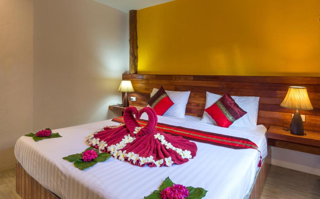 Pinthong Aonang Villa - 9