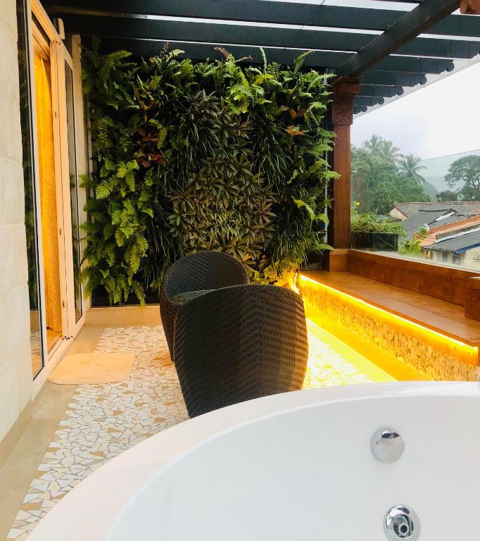 Fotografie z fotogalerie ubytování The Radh Hotel v destinaci Kandy