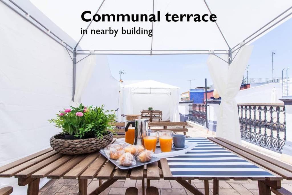 Napoje w obiekcie Hostly Rivero 2A Center loft-Fibre-communal terrace-Parking Optional-CLess