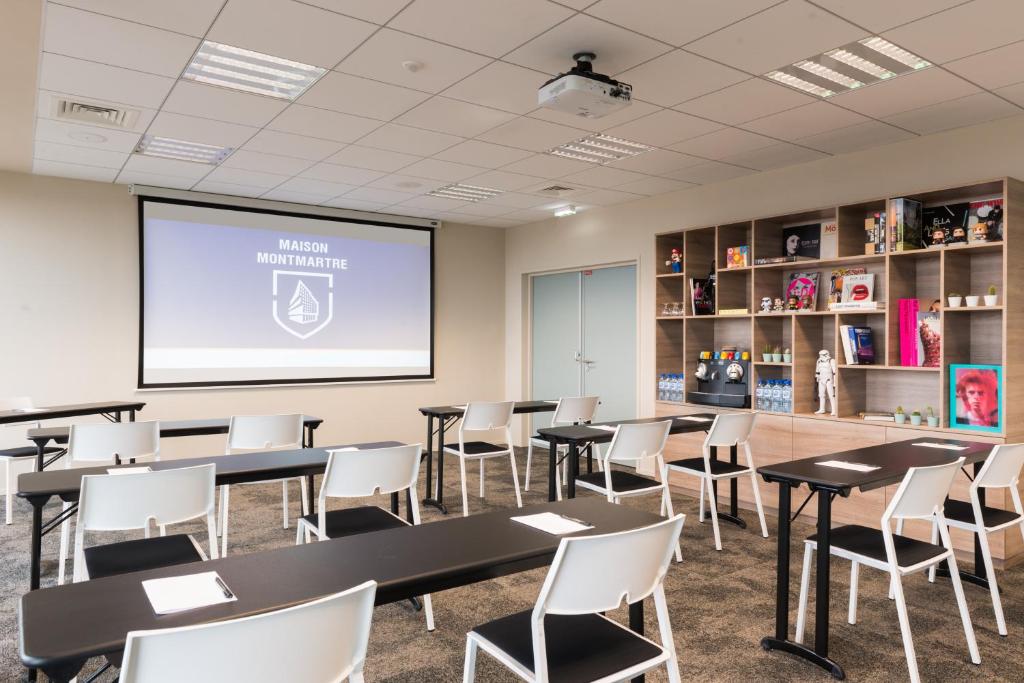 The Originals Boutique, Hôtel Maison Montmartre Paris Les Puces - Resim 40