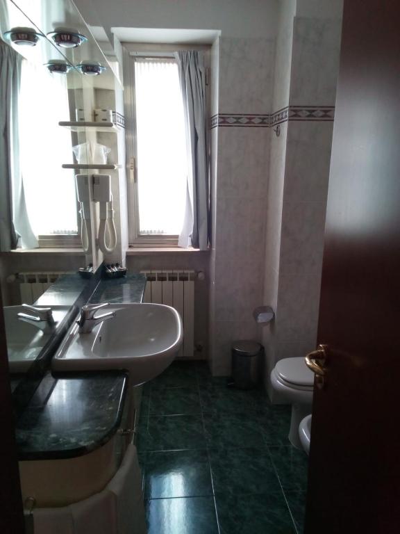 Koupelna v ubytování Balletti Park Hotel