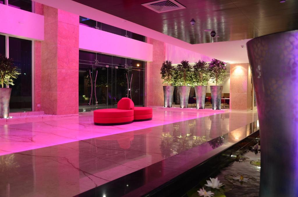 Posezení v ubytování E Hotel