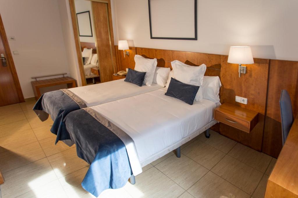 Savoy, Alcoy – Updated 2022 Prices