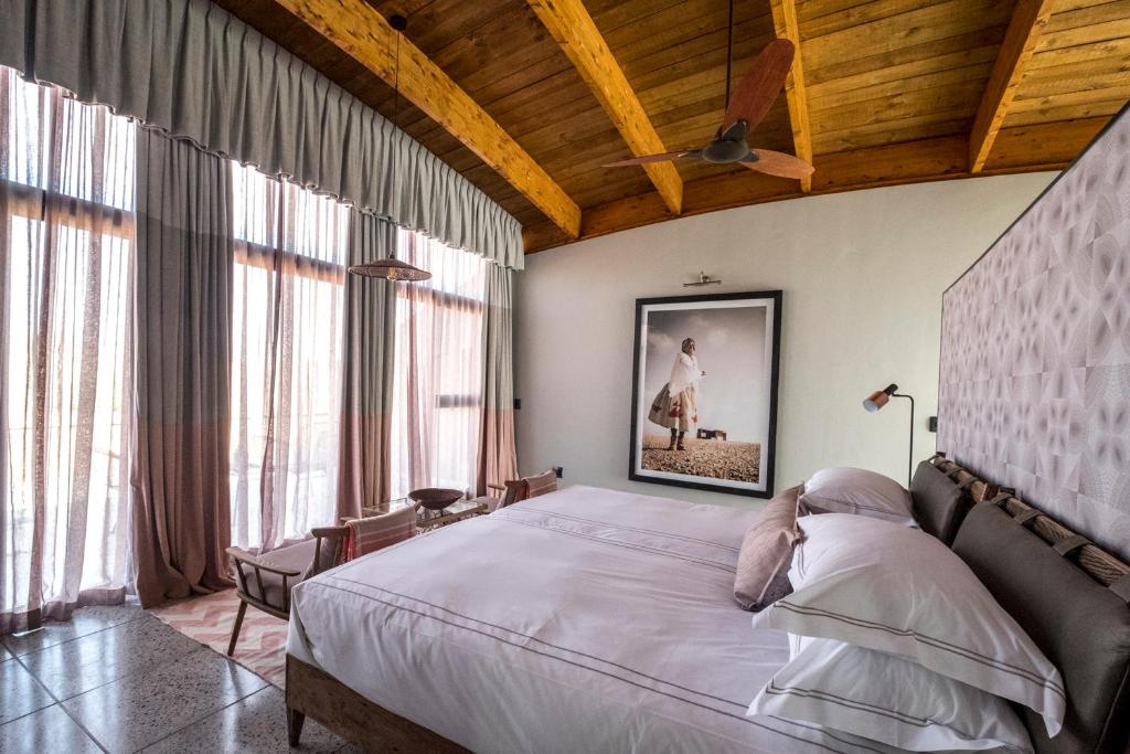 Gallery image of this property