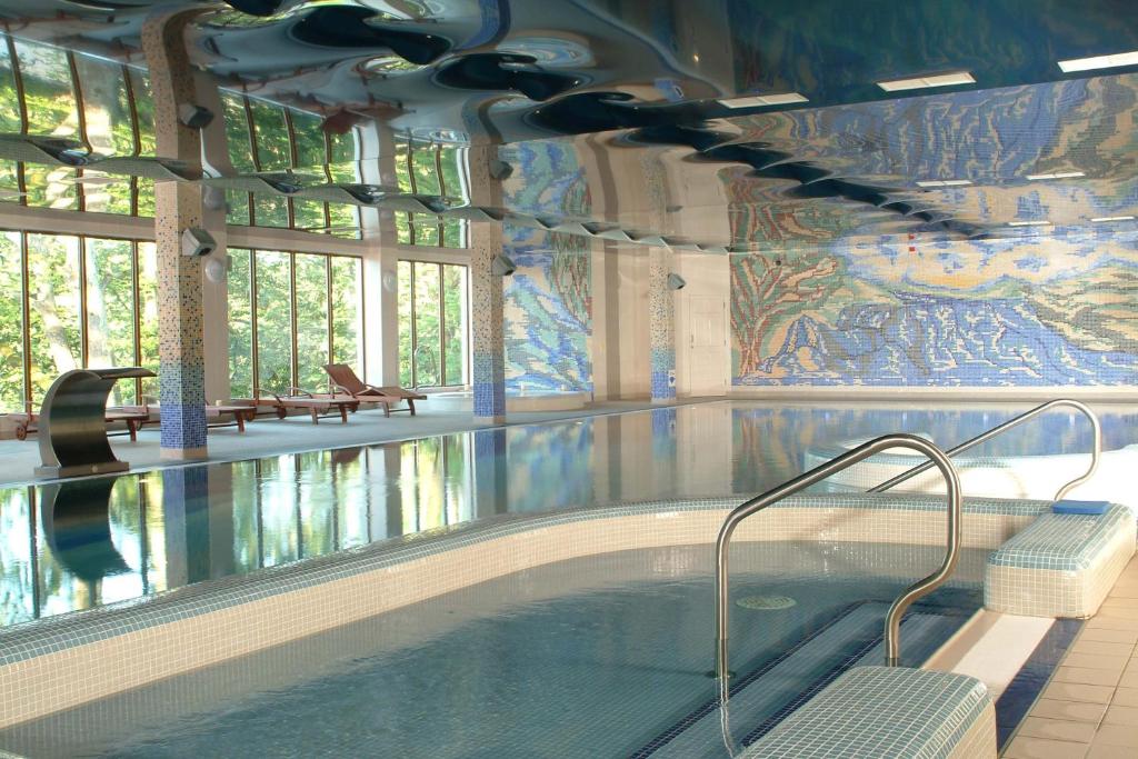 Bassein majutusasutuses Falls Hotel & Spa või selle lähedal