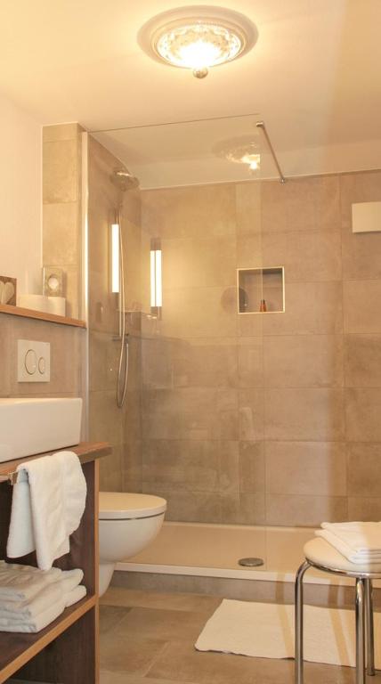 Koupelna v ubytování Hotel zur Sonne