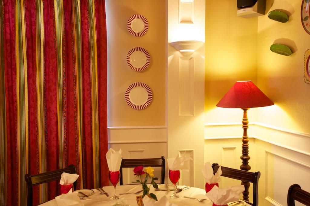 Fotografie z fotogalerie ubytování Tully's Hotel v destinaci Castlerea