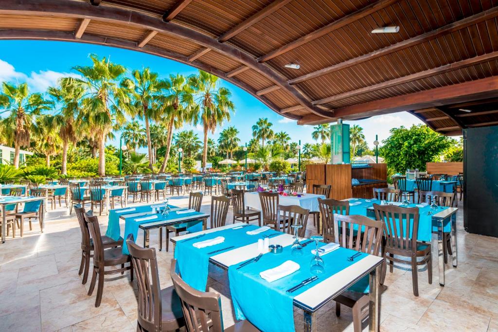 Restaurace v ubytování VONRESORT Golden Coast & Aqua - Kids Concept-Ultra All Inclusive